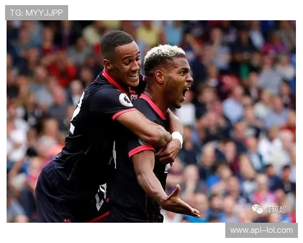 英超新赛季用球焕新登场 设计升级与科技融合引热议