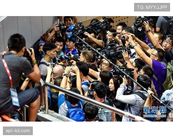 夏洛特黄蜂队举办“篮球进社区”活动，为超过5000名当地儿童提供免费培训